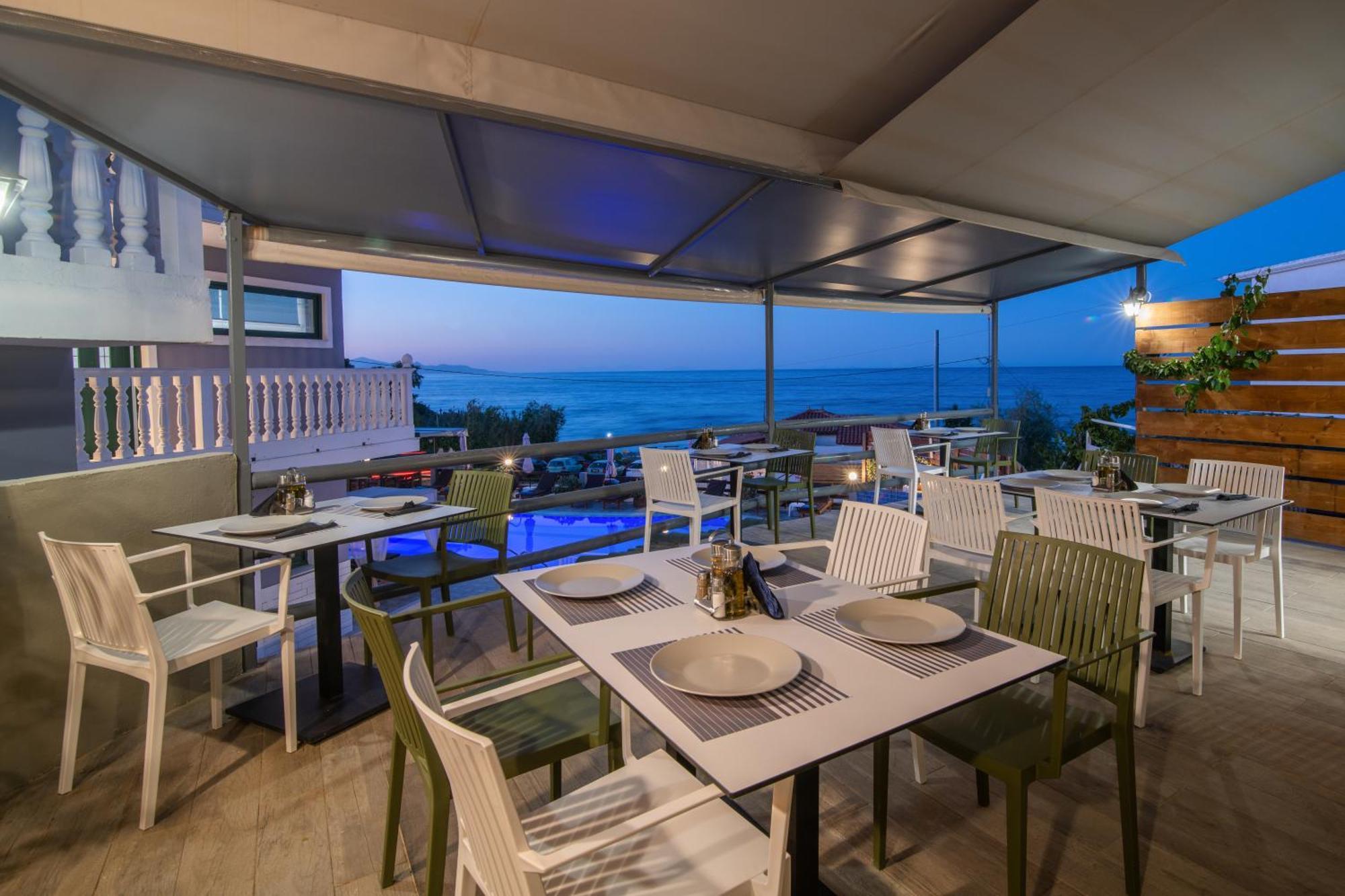 אמודי Amarylis Beachfront Studios מראה חיצוני תמונה
