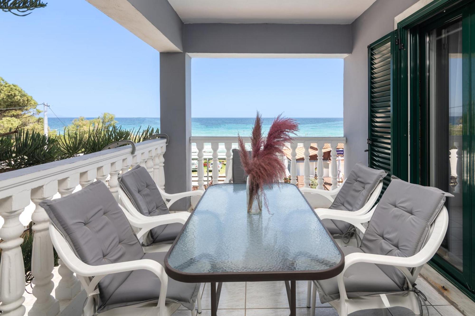 אמודי Amarylis Beachfront Studios מראה חיצוני תמונה